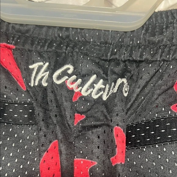 Black Athletic Shorts with Red Crown Design for the Anime Lover - Picture 6 of 11